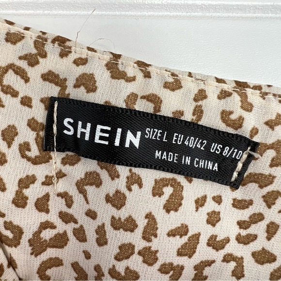 Animal print midi Ruffle dress Size Large SHEIN - Picture 8 of 11